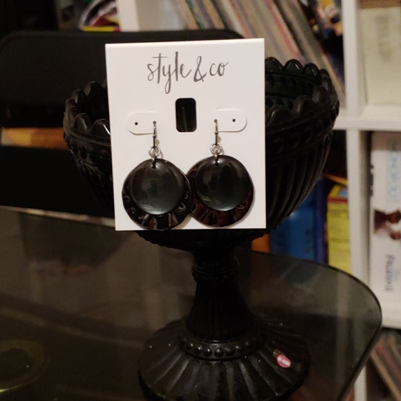 💜NWT Hematite-Tone Black Disk Drop Earrings - Picture 4 of 7